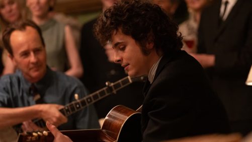 “Un completo desconocido”: Timothée Chalamet, un Bob Dylan libre e intransigente