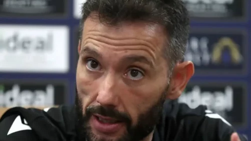 El Valencia, muy cerca de hacerse con Carlos Corberán como sustituto de Baraja