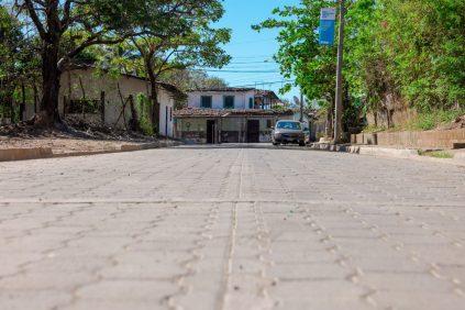 Habitantes de Rosario de Mora, San Salvador Sur, recibieron calles renovadas por la DOM