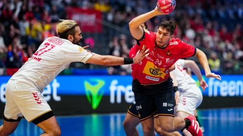 Los Hispanos arrollan a Japón y certifican el billete a la segunda fase del Mundial
