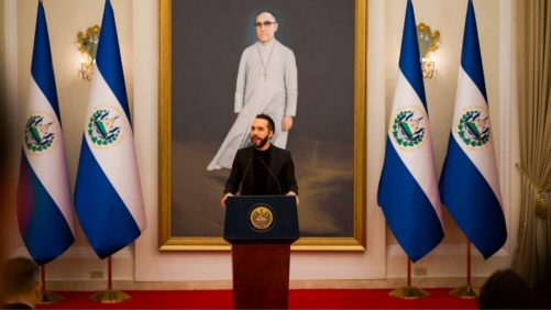 No hay nada más anacrónico que la oposición en El Salvador