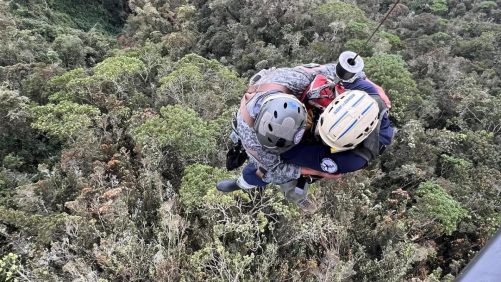 Así se está realizando el rescate de las víctimas del accidente aéreo ocurrido en Antioquia