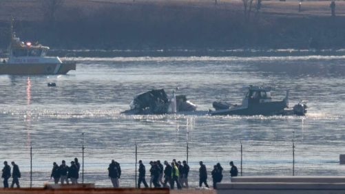 [EN IMAGES] "No hay sobrevivientes" del desastre aéreo en Washington, confirma Trump