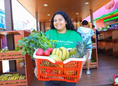 El Salvador destaca en Centroamérica con caída en precios de alimentos y bebidas en 2024