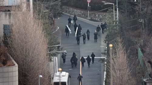 Corea del Sur: arresto del presidente suspendido, por primera vez