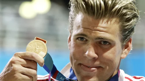 El COI entregará al exnadador Gary Hall réplicas de sus 10 medallas olímpicas calcinadas en el incendio de Los Ángeles