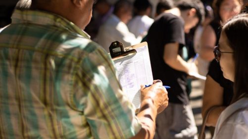 Iglesia Elim, del pastor Mario Vega, se suma a la recolección de firmas en contra de la minería