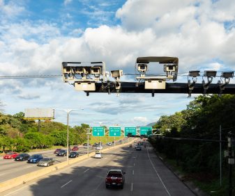 Fotomultas reducen accidentes en la autopista a Comalapa en un 50 %