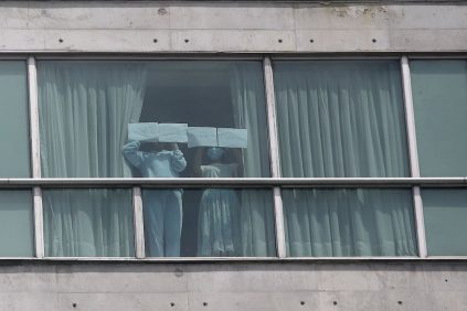 Trasladan A 98 Migrantes Deportados de Ee.UU. Desde un Hotel de Panamá Hasta El Darién | Internacional | Noticias