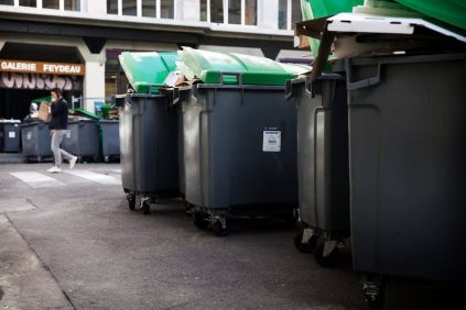 Joven Argentina se Metió en un contenedor de Basura, no salió y murió en botadero de España | Internacional | Noticias