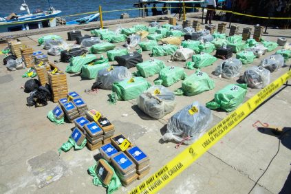 Autoridades de seguridad presentan incautación de droga valorada en $39 millones