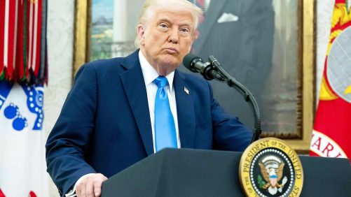 El primer ministro británico y Trump han discutido las negociaciones "productivas" para un acuerdo económico entre los dos países