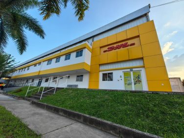 DHL fortalece nodo logístico en San Salvador con inversión que asciende a $3 millones