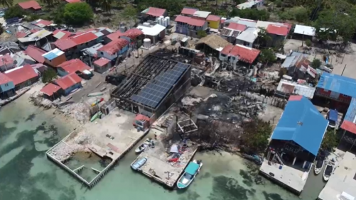 incendio destruye viviendas en isla Múcura