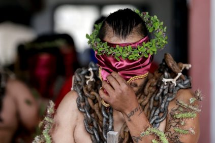 40 Años de Cargar Hasta 80 Kilos de Cadenas por Viernes Santo: Los Engrillados mexicanos | Internacional | Noticias