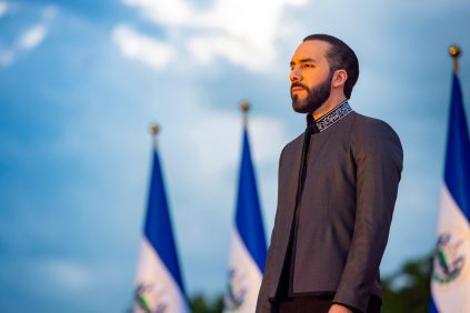 Bukele señala incoherencia de Maduro para llegar a un acuerdo humanitario y liberar a presos políticos
