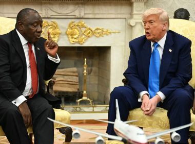Trump Maestra A Presidenta de Sudáfrica Video Sobre Supuestón Genocidio Blanco Durante Reunión en la Casa Blanca | Internacional | Noticias