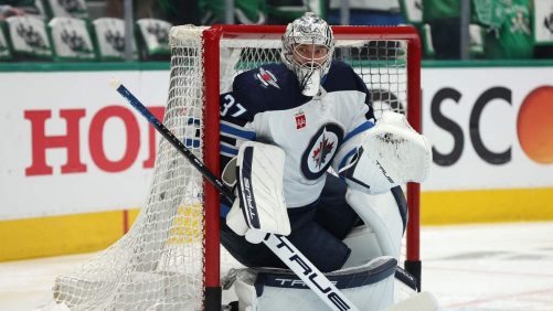 En TVA Sports: Hellebuyck estará bajo una vigilancia estrecha