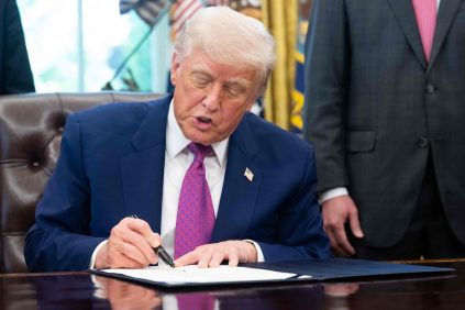 Donald Trump Está A Punto de Aceptar Un Avión de Lujo de Precido por Catar, Según Medios | Internacional | Noticias