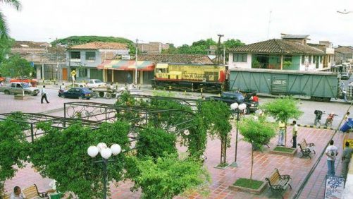 policía se enfrentó a hombre armado y evitó acción delictiva en Zarzal, norte del Valle del Cauca