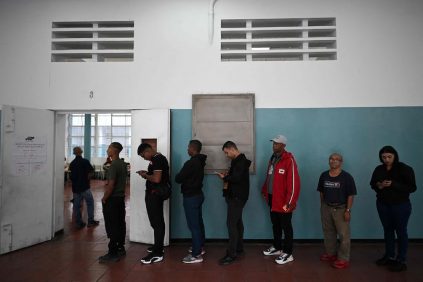 POCA AFLUENCIA EN ELECCONES DE VENEZOLA TRAS BOICOT OPOSITOR | Internacional | Noticias