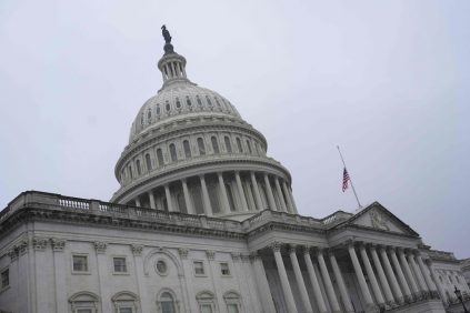 Cámara Baja del Congreso de Ee. Uu. Aprueba Impuesto de 3,5% A Las Remesas | Internacional | Noticias