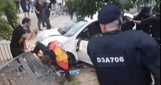 Varios Heridos Leves Tras un Atropello en el Exterior del Estadio del Espanyol-Barça | Internacional | Noticias