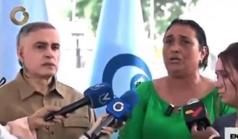"Le Pido al Gobierno Cruel de Estados Unidos que me Devuelvan a mi nieta": Venezolana Denuncia SECUESTRO DE SU NIETA DE 2 Años por Gobierno de Trump | Internacional | Noticias