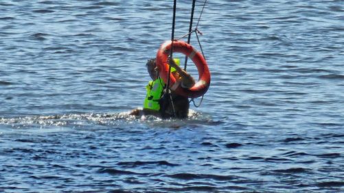 Video | Un marinero salvado en extremidad en el puerto de Montreal