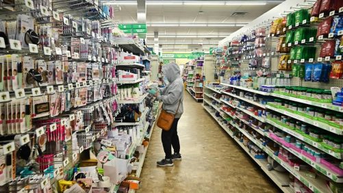 Economía estadounidense: la caída en el PIB en el primer trimestre más severa de lo esperado