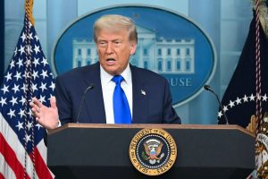 Donald Trump Dice que Bombardeará irán otra vez si prosigue con enriquecimento de uranio | Internacional | Noticias