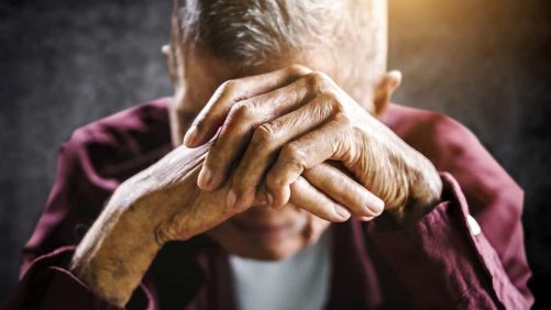 Aquí está la edad precisa donde el envejecimiento de nuestro cuerpo comienza a acelerar