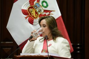 Dina Boluarte considera que evitó que perú se convierta en 'un país fallido como cuba, Venezuela y Bolivia' | Internacional | Noticias