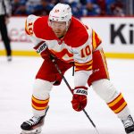 "Tenía que hacer algo para ser mejor con las llamas" - Jonathan Huberdeau