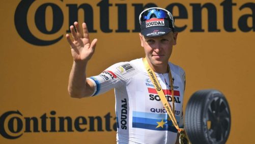 Tour de Francia: Merlier reincide y rompe las alas de Van der Poel en Châteauroux