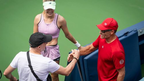 Sylvain Bruneau estaba sorprendido y encantado de que Eugenie Bouchard pensara en él: "Es un privilegio vivir esto con ella"