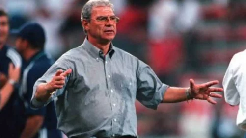 el entrenador que hizo campeón de Europa al Steaua