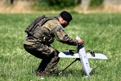 Prueba principal Del Ejército Chino Suponga de un Novedoso Sistema LÁSER CAPAZ DE DERRIBAR DRONES EN SEgundos e incluso helicópteros | Internacional | Noticias