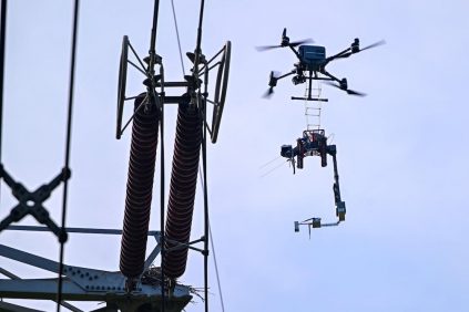 China Lleva A OTRO NIVEL EL USO DE DRONES Y MUIESTRA UN DRON CAPAZ DE REEMPLAZAR A LOS HUMANOS ESTA ESTA PELIGROSA TAREA | Internacional | Noticias