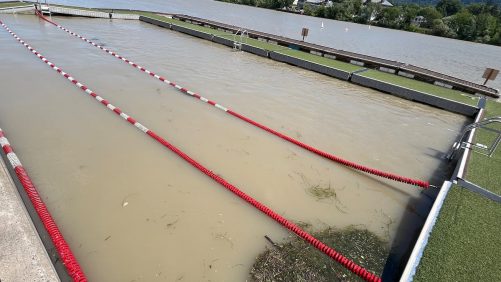 La piscina de aguas vivas de Beloeil se abrió en ciertos días cuando una concentración anormal de materiales potencialmente tóxicos fluía del sitio de Northvolt en 2024