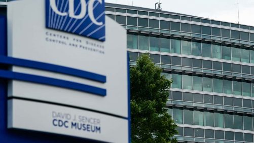 El director de la principal agencia de salud estadounidense, agradeció