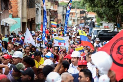Chavistas Marchan en Caracas y Juran Defensor A Venezuela de Las "Amenaza" de Ee.uu | Internacional | Noticias