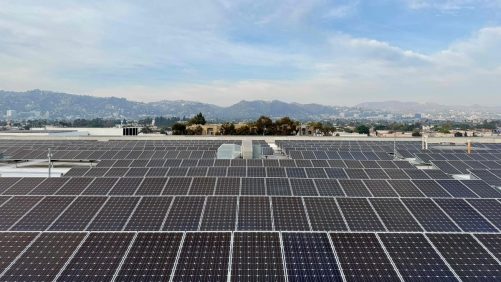 El gobierno de Trump regresa a 7 mil millones de subvenciones para paneles solares
