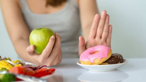 Para mantenerse delgado, ¡debe comer especialmente menos!
