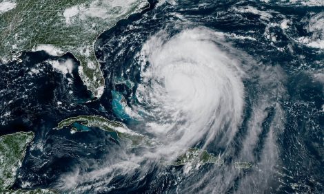 Nueva York Cierra Sus Playas Dos Días por El Oleaje que Dejará El Huracán Erin | Internacional | Noticias