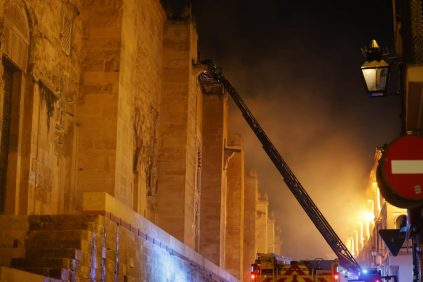 Incendio Afectó la Histórica-Mezquita-Catedral de Córdoba en España | Internacional | Noticias