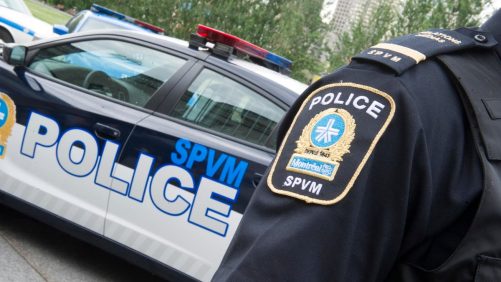 Un hombre herido en el arma blanca cerca del metro de lugar de los artes