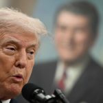 Trump anuncia el 100% de los impuestos aduaneros sobre pulsas y semiconductores