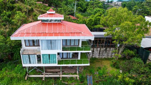 Incautan 14 inmuebles a red de tráfico ilegal y trata de personas |