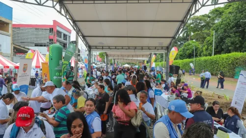 empresarios afectados por atentado con explosivos en el barrio La Base empezaron a reactivarse con una feria solidaria